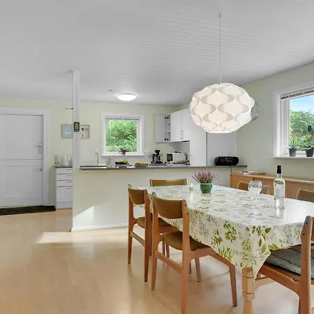 Awesome In With Kitchen *